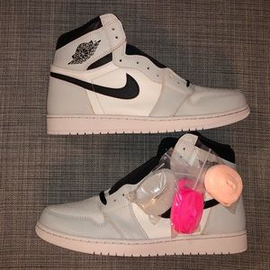 Air Jordan 1 Retro High OG Defiant SB NYC to Paris